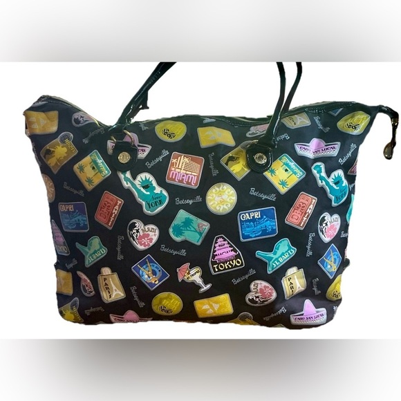 🎀 Betseyville Betsey Johnson Travel Tote Weekender | Y2K Retro Print Duffel - Picture 2 of 8
